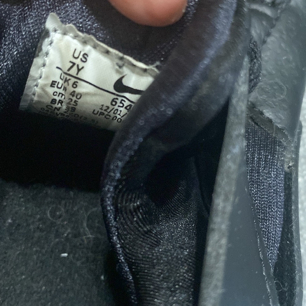 NIKE AIR HUARACHE BOYS 7Y BLK - Picture 7 of 9